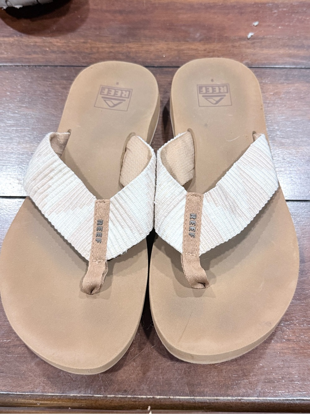 Reef flip flops size 9